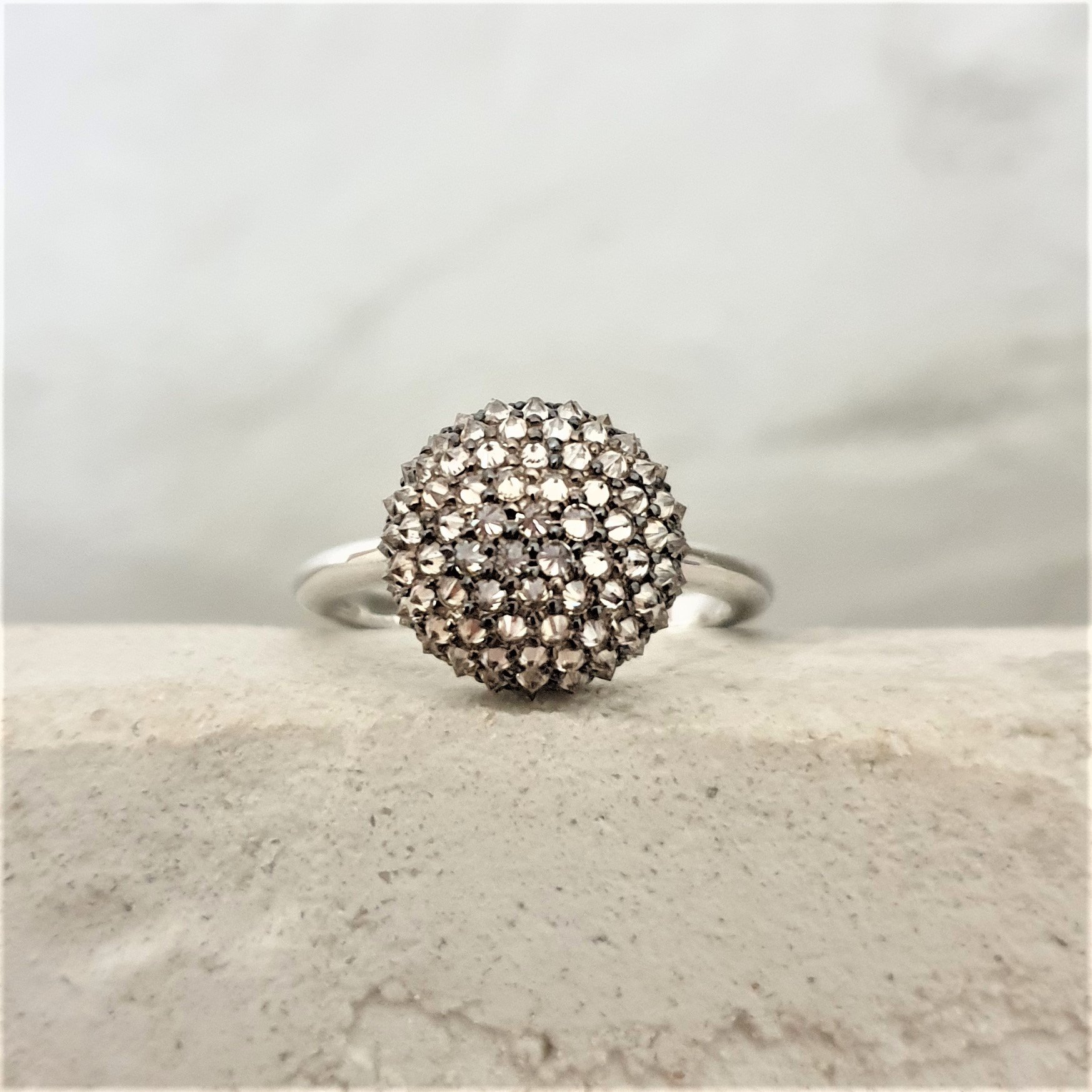 RING K18 WHITE GOLD WITH STONES BRILLIANT