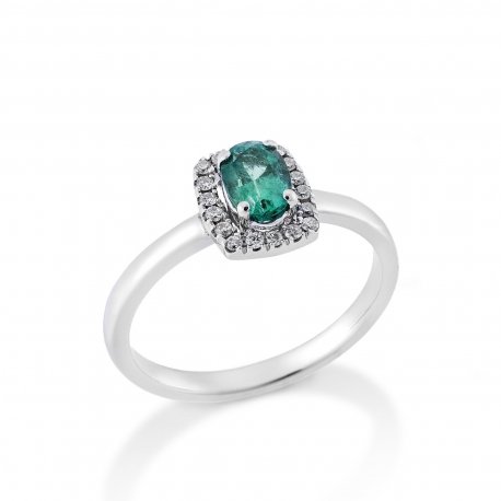 RING WITH EMERALD